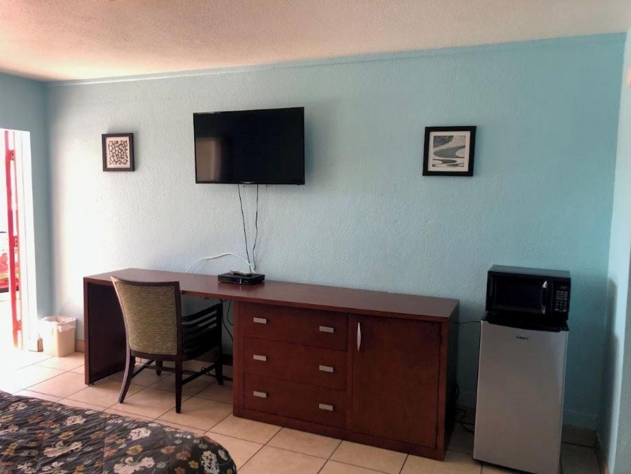 Economy Suites Winter Haven Exterior foto